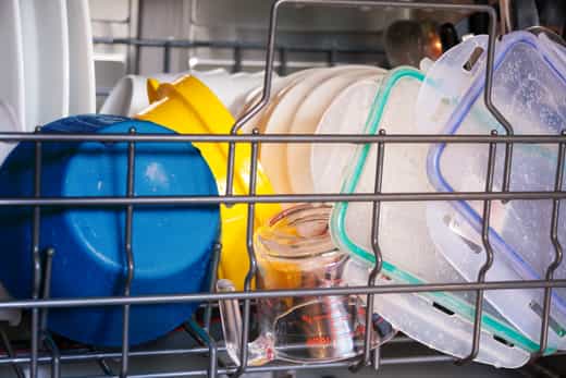 What can you wash in a dishwasher